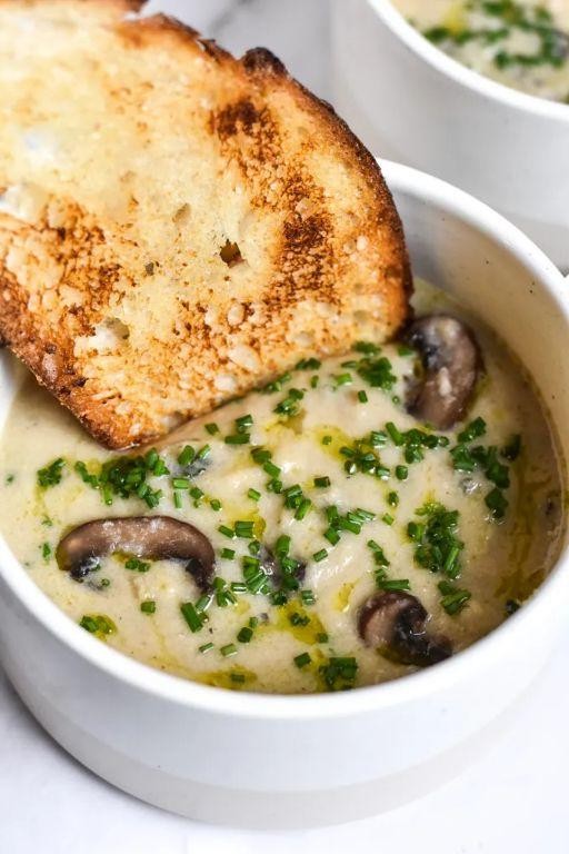 Cauliflower Mushroom Chowder
