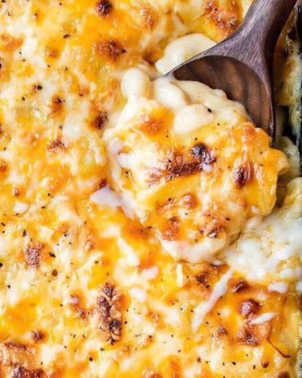 Cheesy Baked Macaroni and Cheese