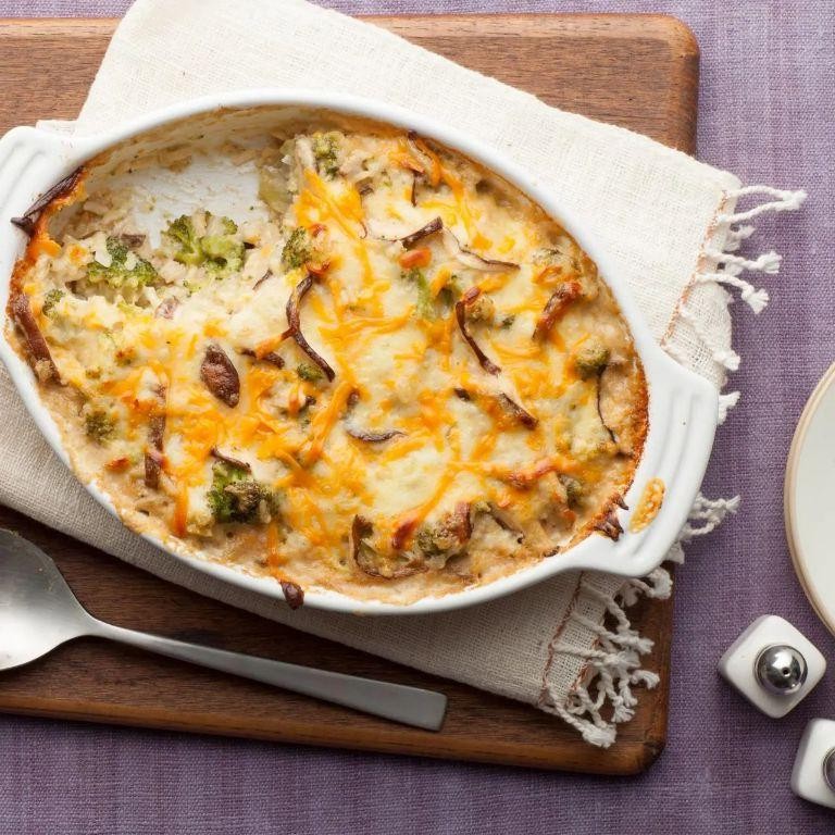 Cheesy Mushroom and Broccoli Casserole