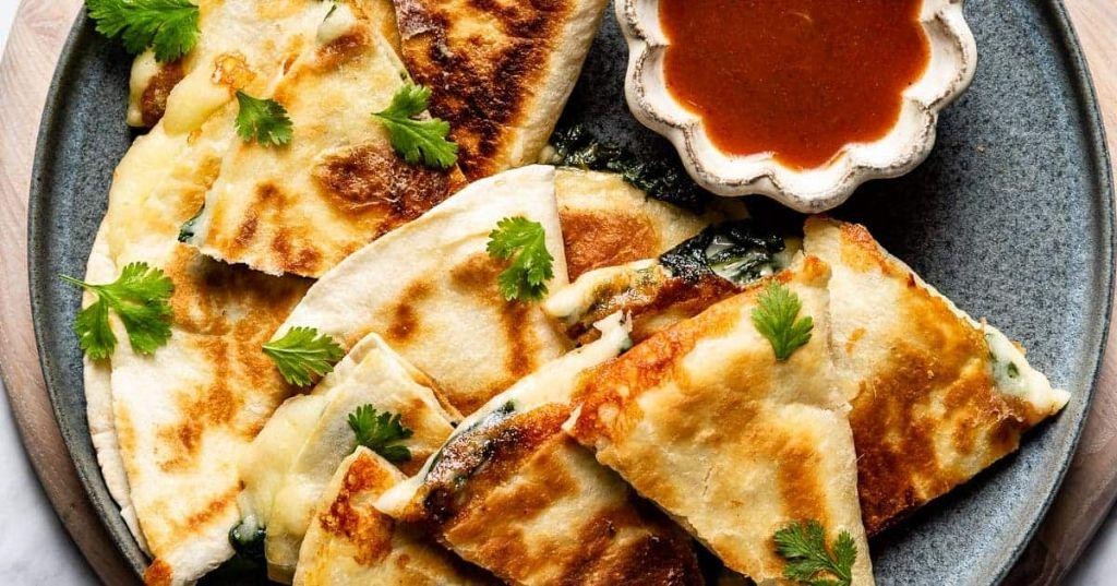 Cheesy Spinach Quesadilla