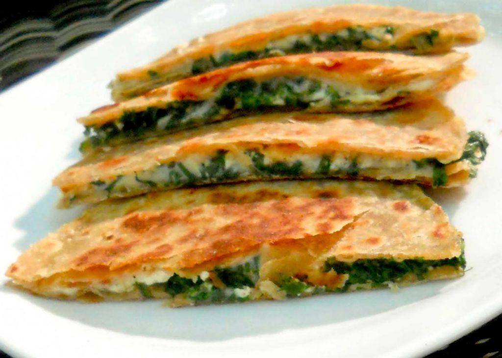 Cheesy Spinach Roti