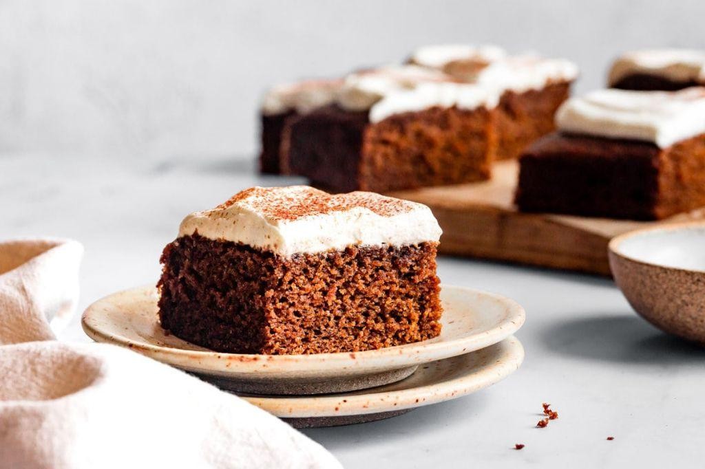 Chewy Gluten Free Gingerbread Cake