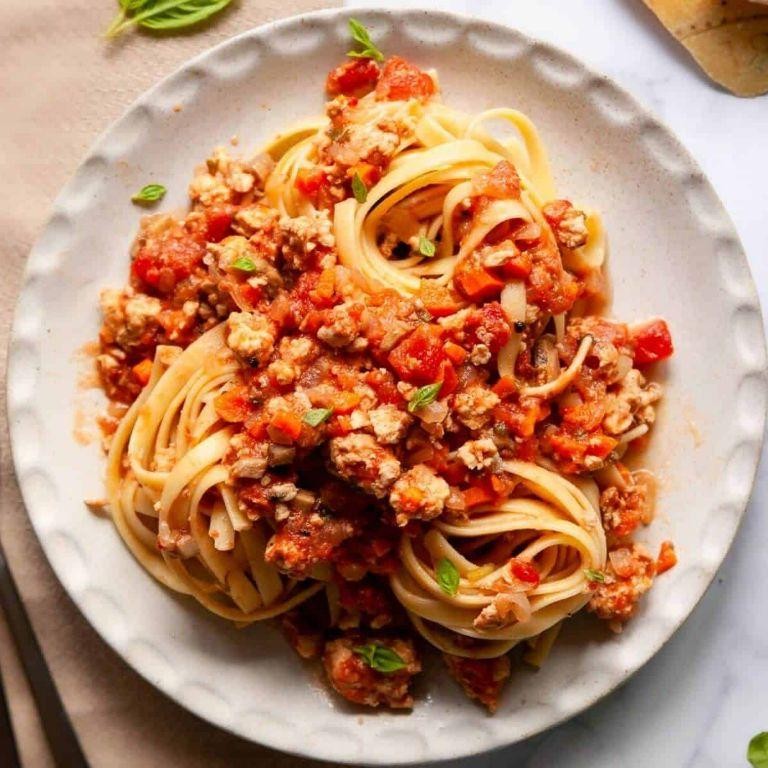 Chicken Bolognese with Spaghetti