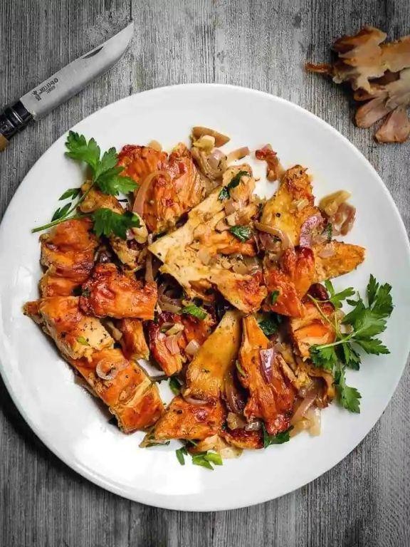 Chicken of the Woods Stir-Fry with Vegetables