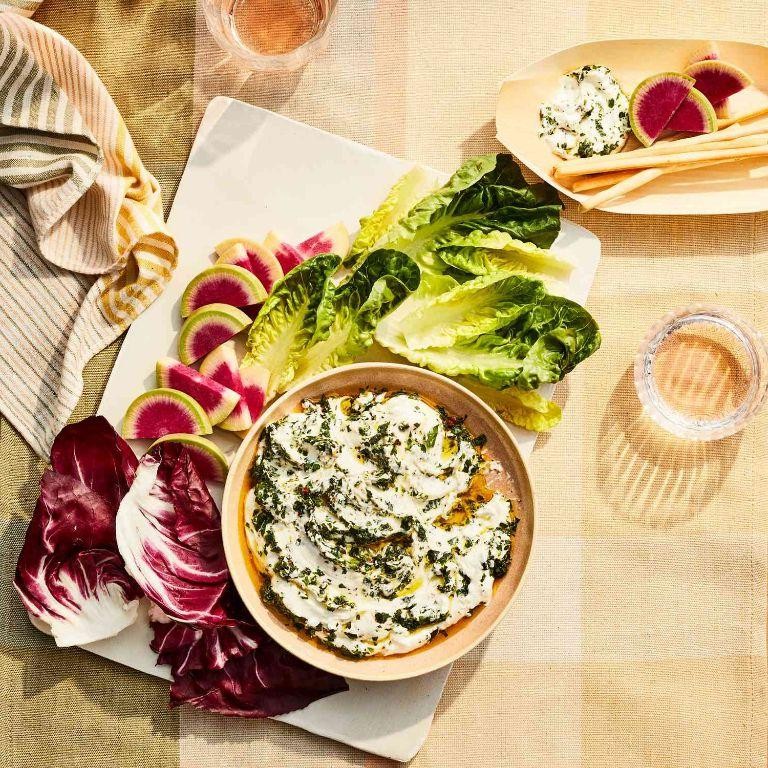 18 Creamy Greek Yogurt Dip Recipes Perfect for Entertaining