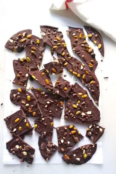 Chipotle Chocolate Bark with Sea Salt