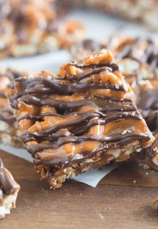 Chocolate Caramel Pretzel Bars