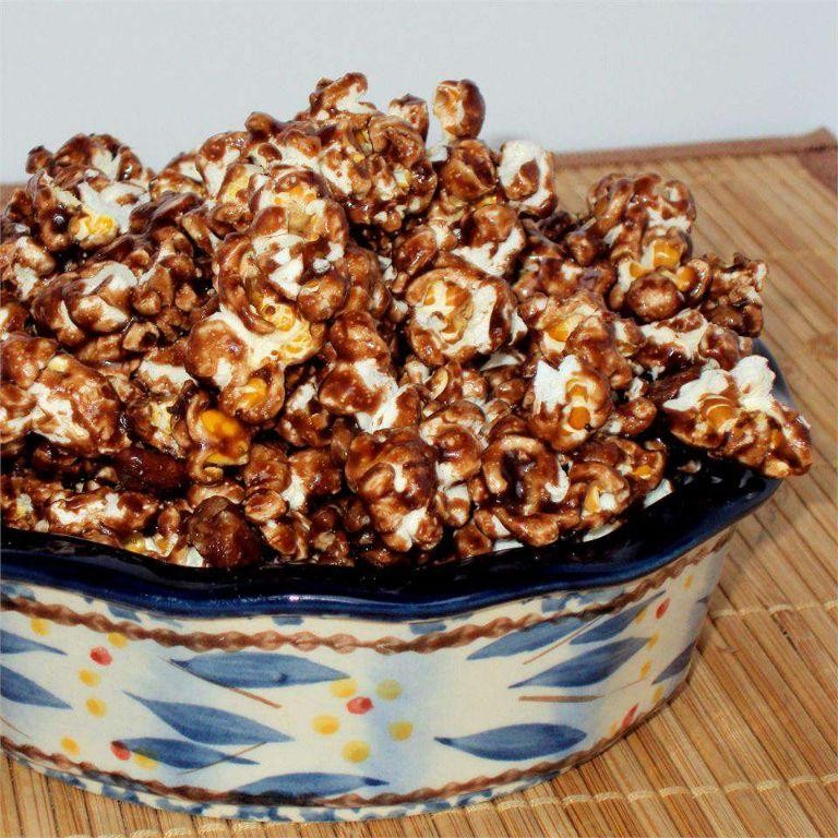 Chocolate Chile Popcorn with Almonds