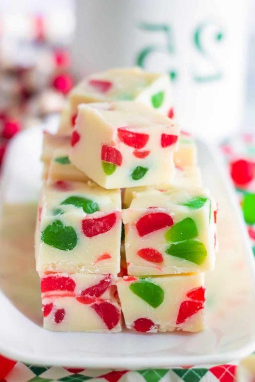 20 Delicious Christmas Candy Recipes Everyone Loves