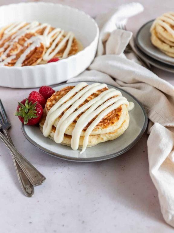 Cinnamon Roll Banana Pancakes with Cream Cheese Glaze