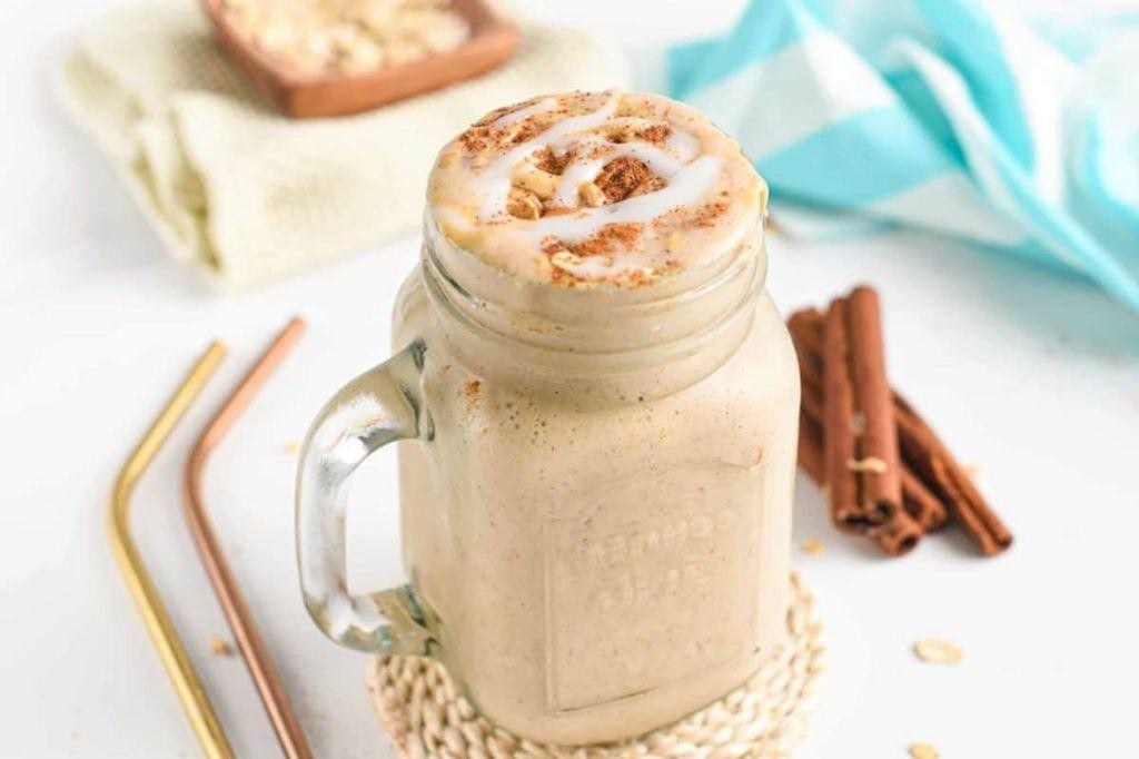 Cinnamon Roll Protein Shake