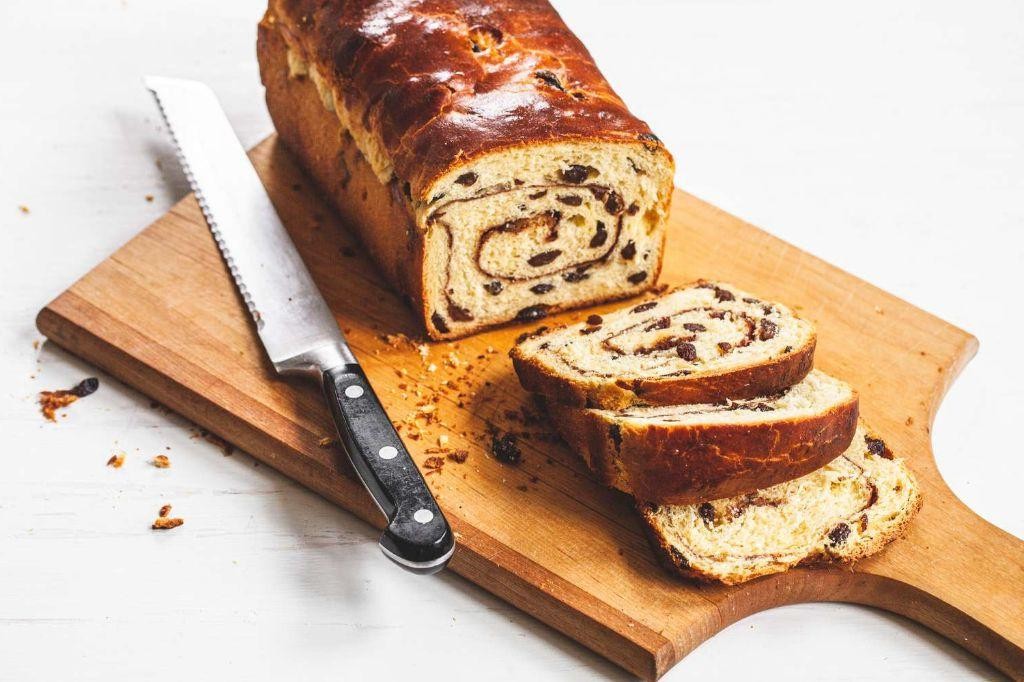 Cinnamon Swirl Raisin Bread