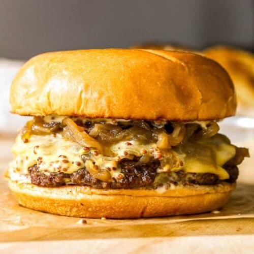 Classic Cheeseburger with Caramelized Onions