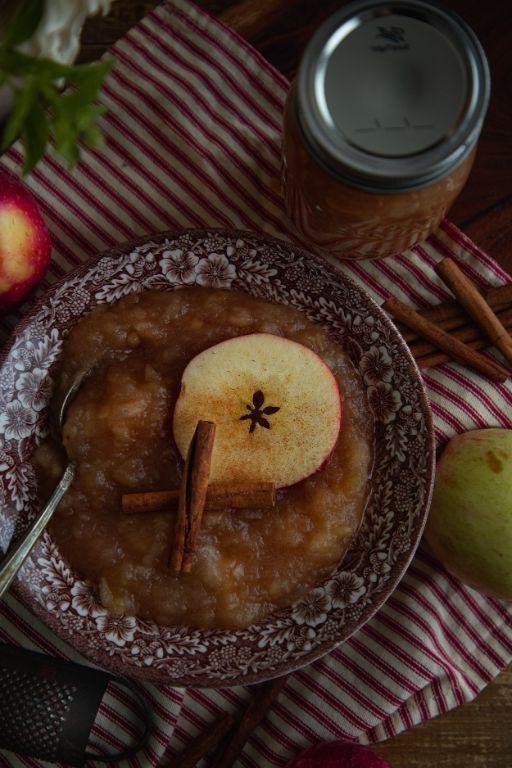 Classic Cinnamon Applesauce
