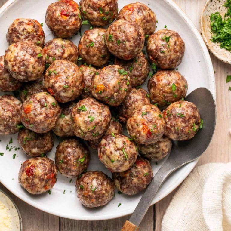 Classic Italian Meatballs Without Eggs