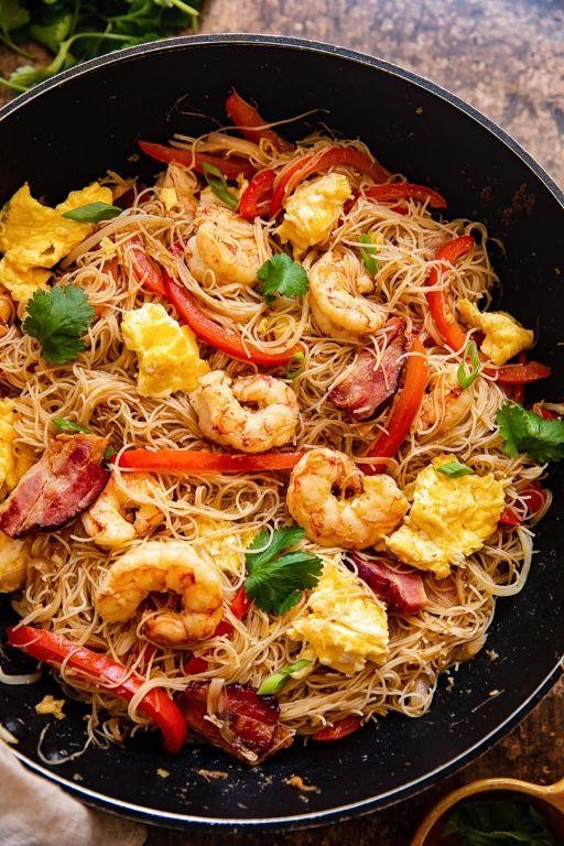 Classic Singapore-Style Vermicelli with Shrimp