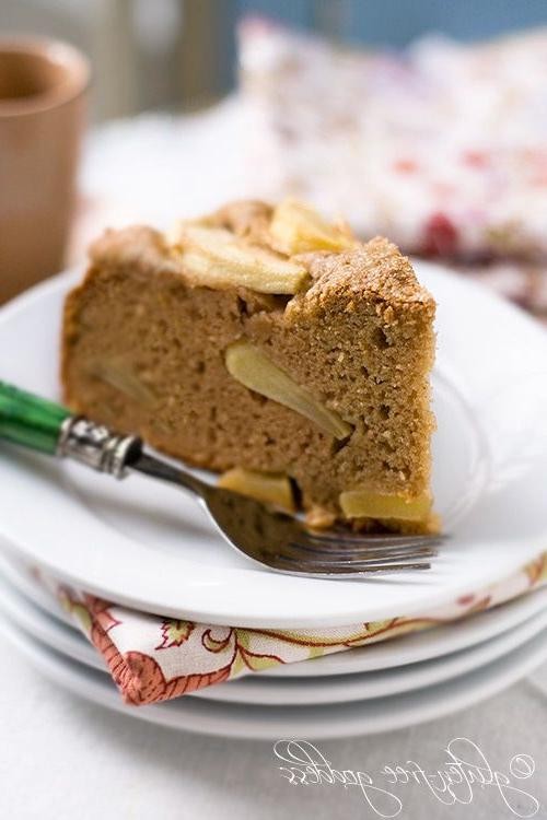 Coconut Flour Apple Cinnamon Cake