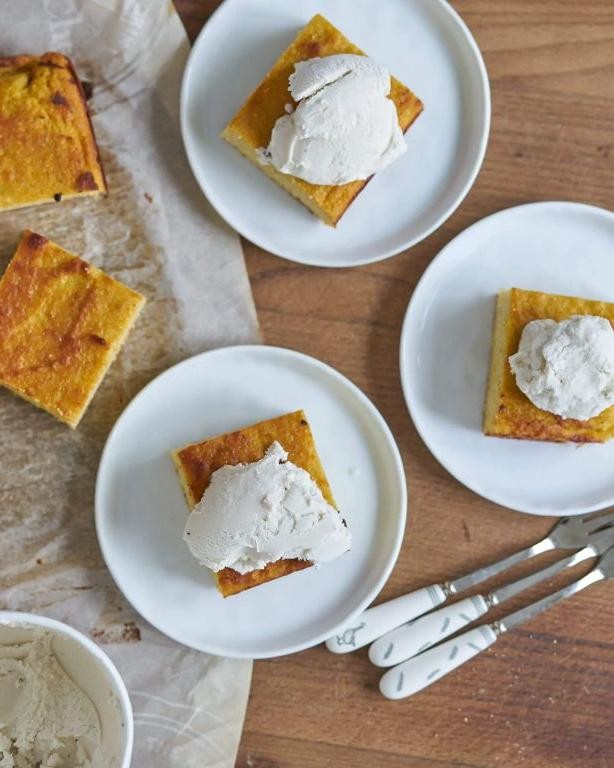 Coconut Flour Pumpkin Spice Cake