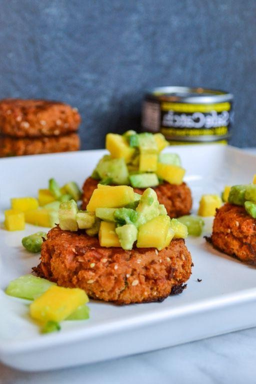 Coconut-Crusted Tuna Cakes with Mango Salsa