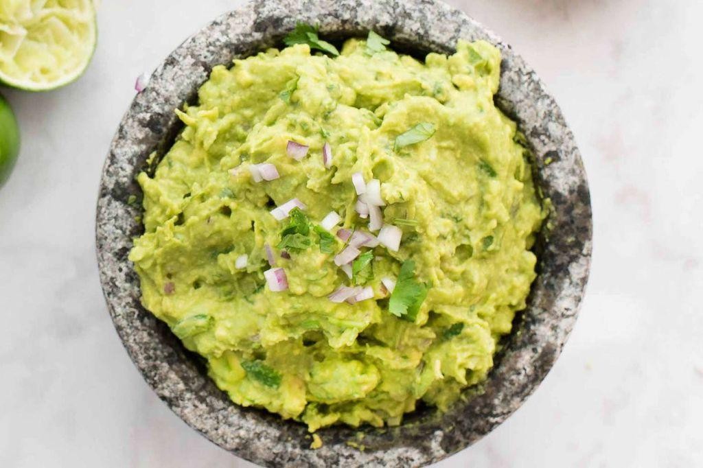 Copycat Chipotle Guacamole