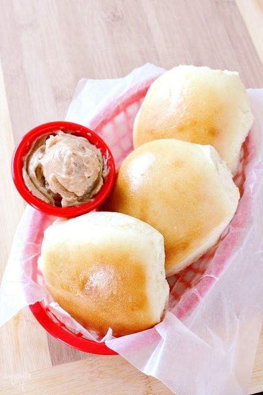 Copycat Texas Roadhouse Rolls with Cinnamon Butter