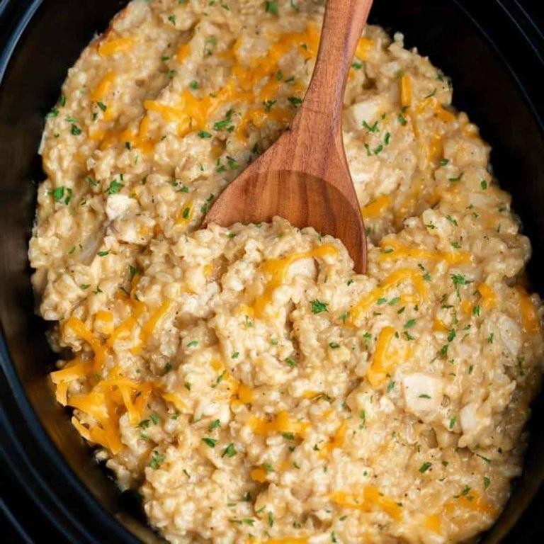 Creamy Crockpot Chicken and Rice Casserole