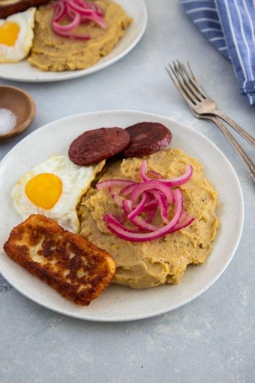 Creamy Mangú with Caramelized Onions