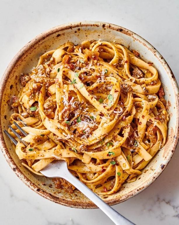 Creamy Mushroom Bolognese
