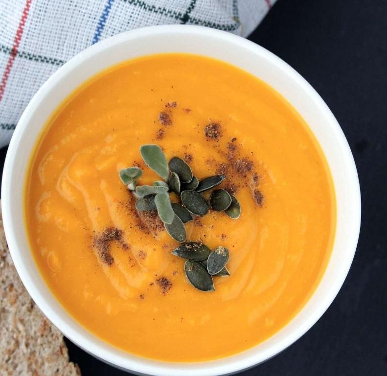 Creamy Pumpkin and Coconut Soup