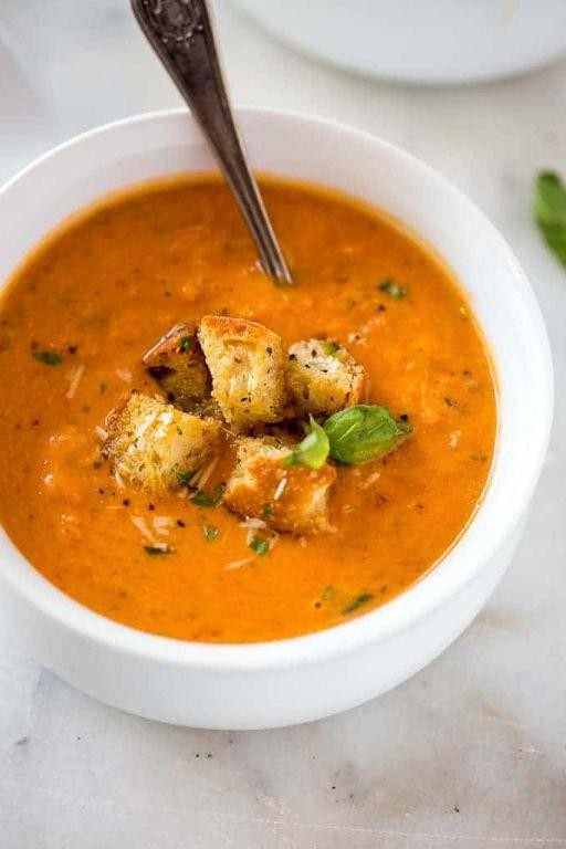 Creamy Tomato Basil Bisque