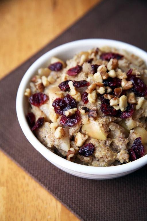 Crockpot Apple Cinnamon Quinoa