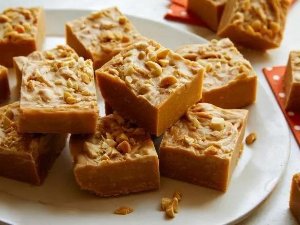 Crunchy Peanut Butter Fudge