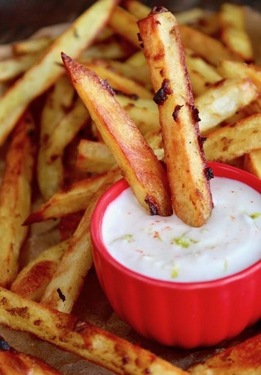 Curry-Spiced Pommes Frites with Yogurt Dip