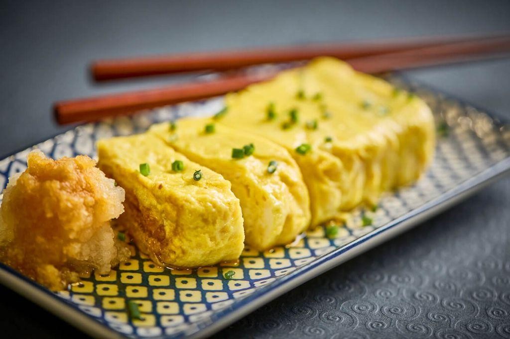 Dashi-Infused Tamagoyaki