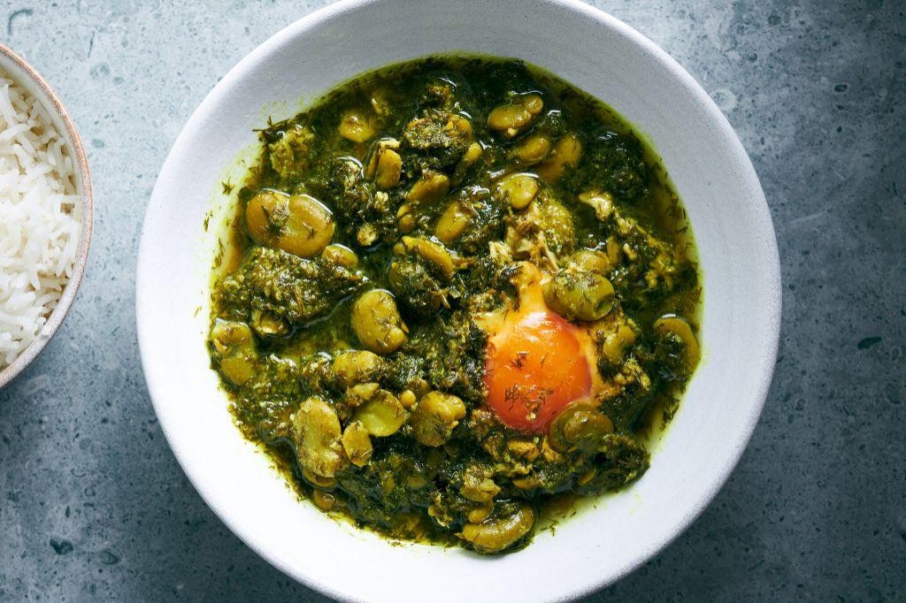 Dried Fava Bean and Spinach Curry