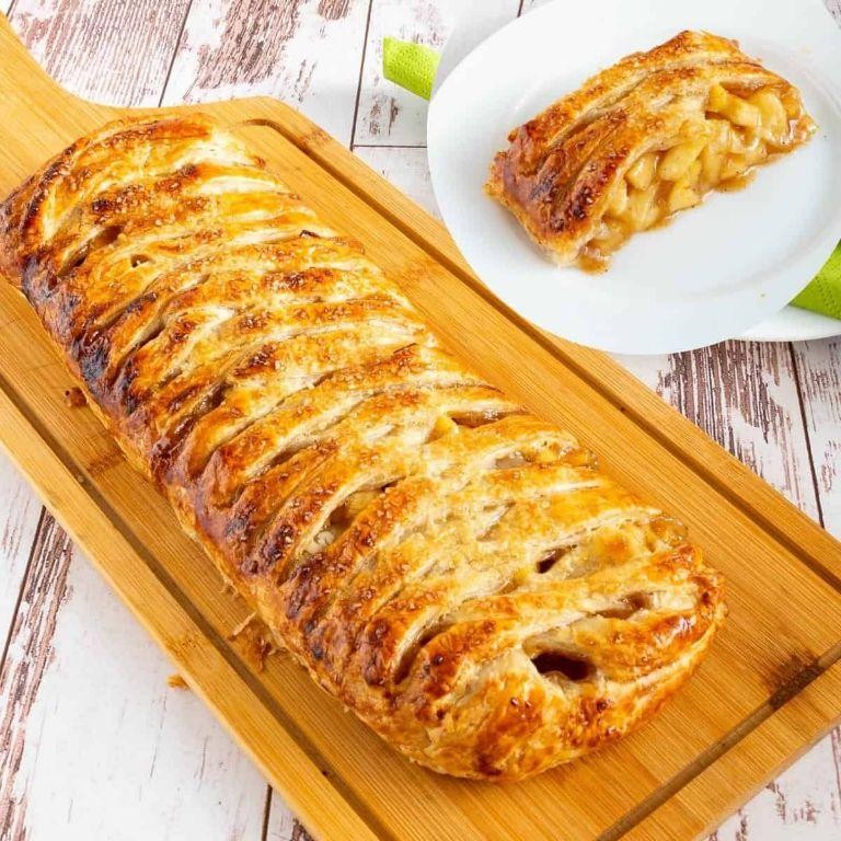Dutch Apple Pie Pastry Braid