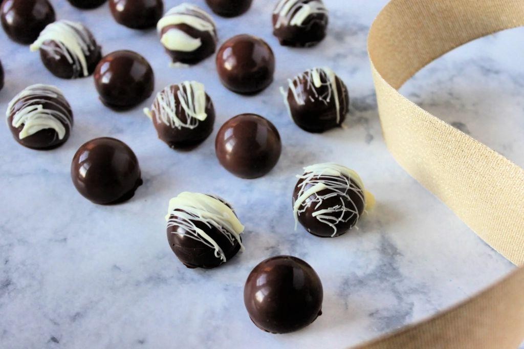 Easy Candy Mold Chocolate Truffles