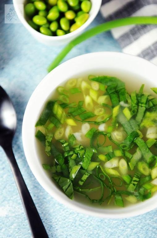 Edamame and Tofu Miso Soup