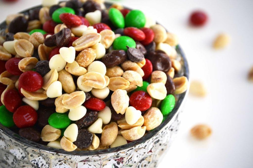Festive Holiday Trail Mix