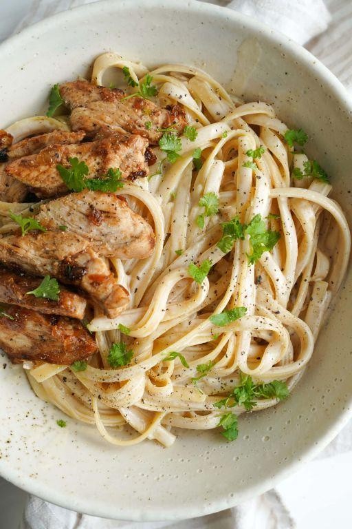 Fettuccine Alfredo