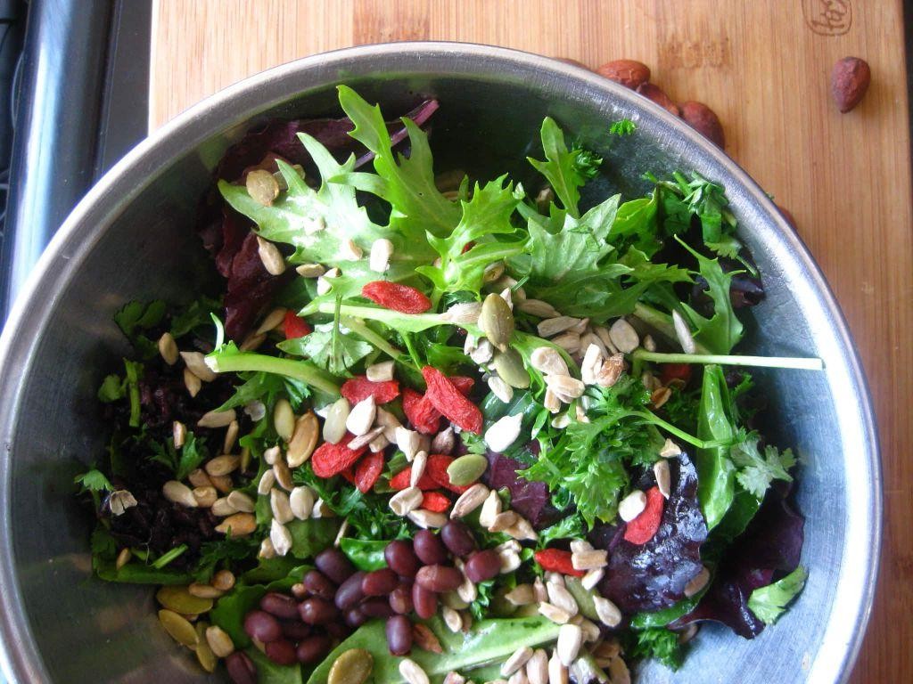 Flaxseed and Quinoa Salad