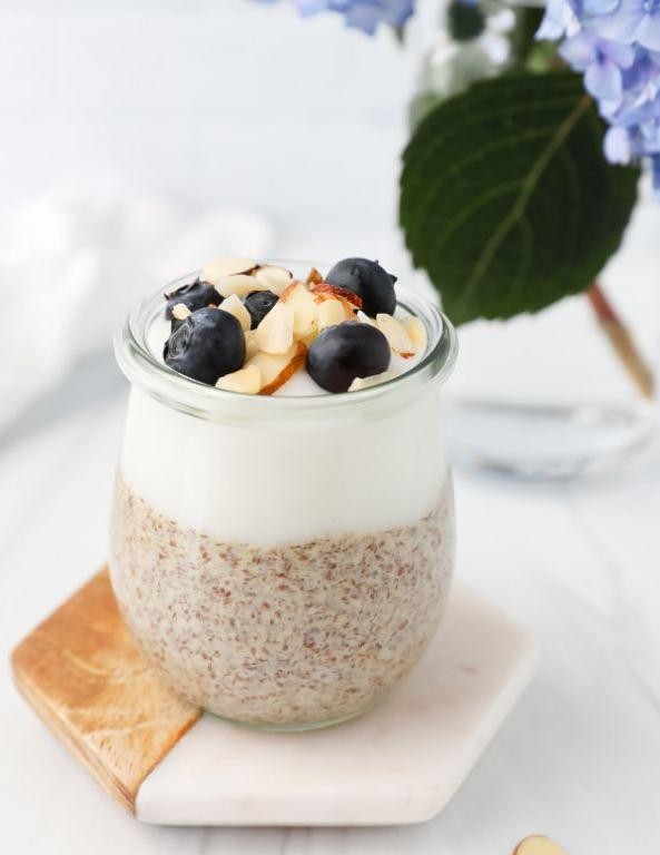 Flaxseed and Yogurt Parfait