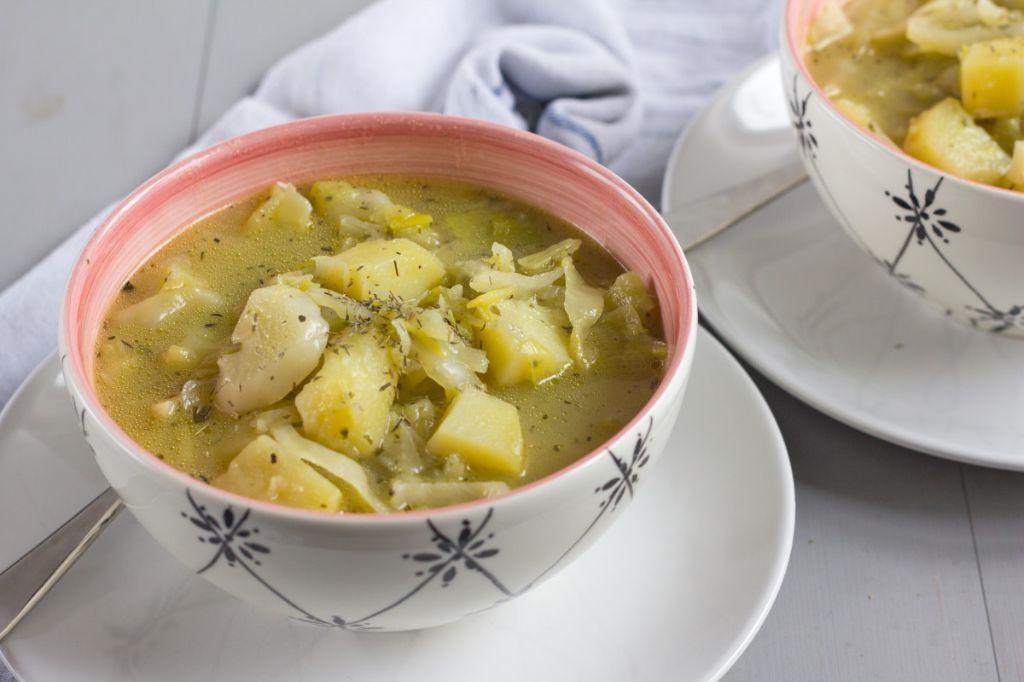 French Cabbage and Leek Soup