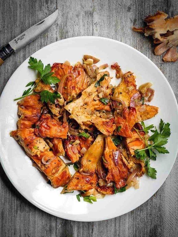 Garlic Butter Sautéed Chicken of the Woods