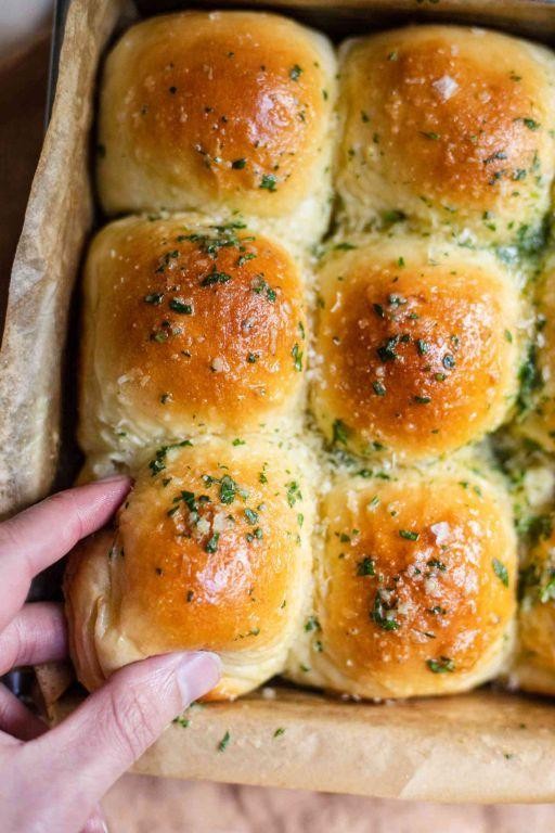 Garlic Parmesan Dinner Rolls