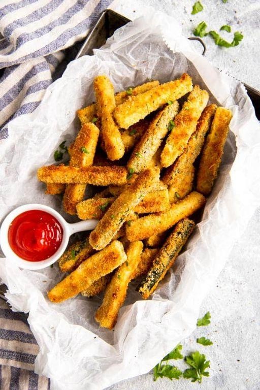 Garlic Parmesan Zucchini Fries
