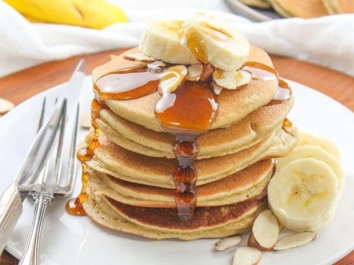 Gluten-Free Banana Almond Pancakes