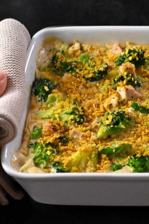 Gluten-Free Chicken Divan with Almond Flour Topping