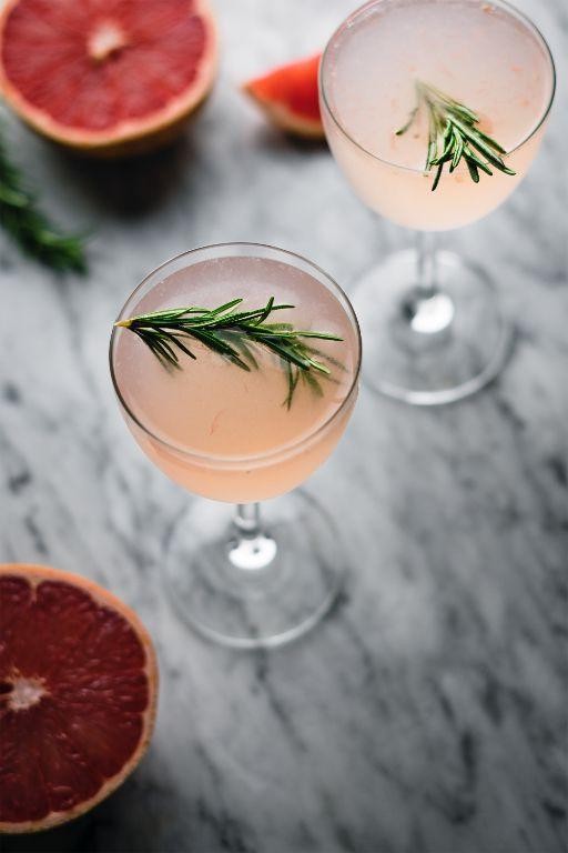 Grapefruit Rosemary Vodka Gimlet