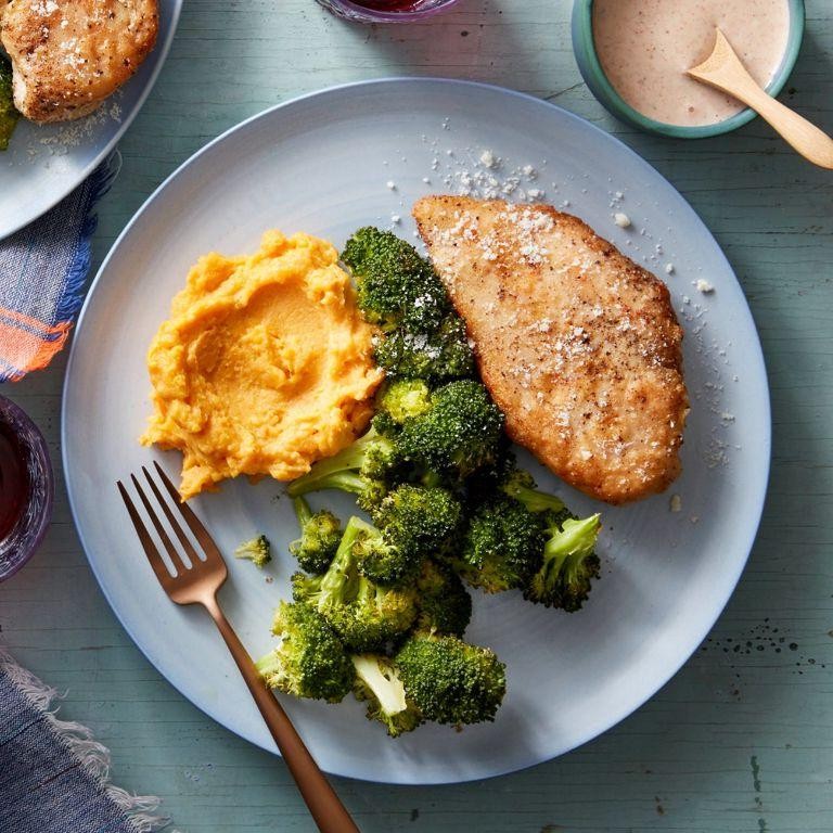 Grilled chicken with mashed sweet potatoes